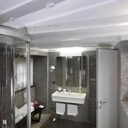 Palazzo Grillo 4* ג'נובה
